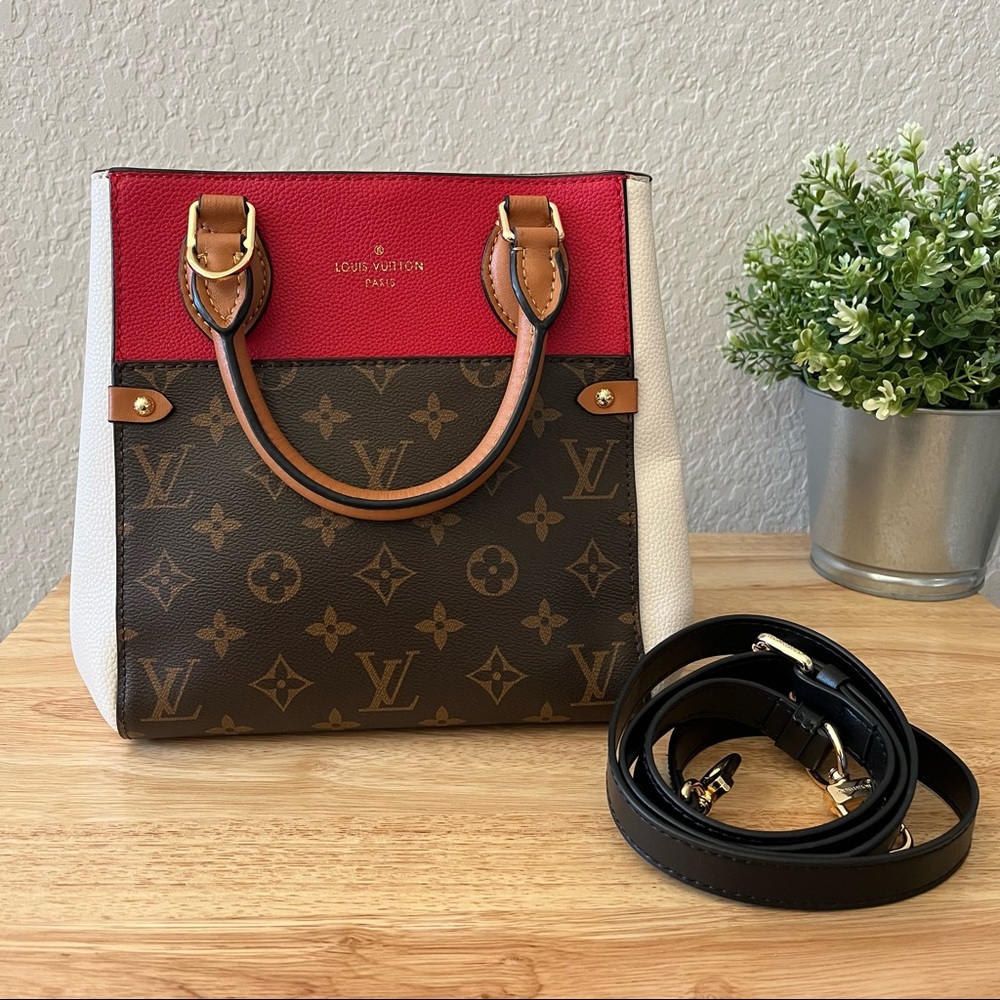 Color Block Fold Small Tote